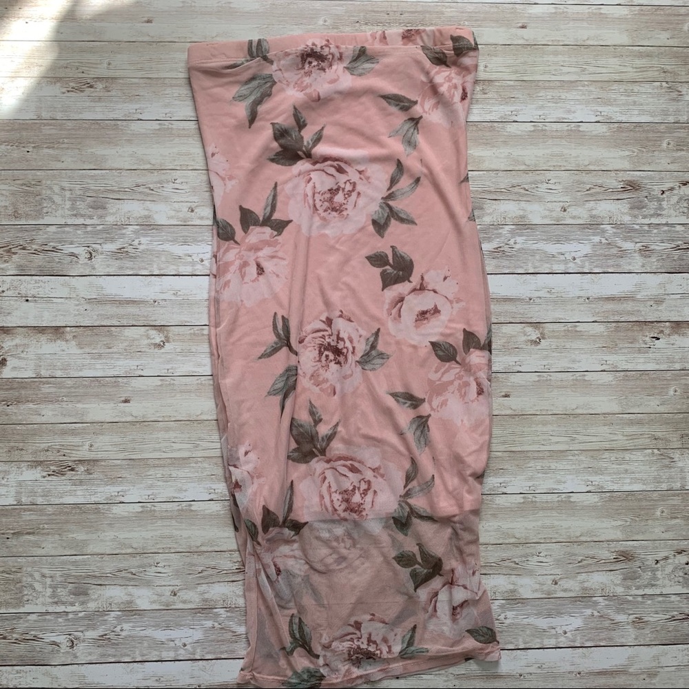 Starpless fitted body con dress size Small